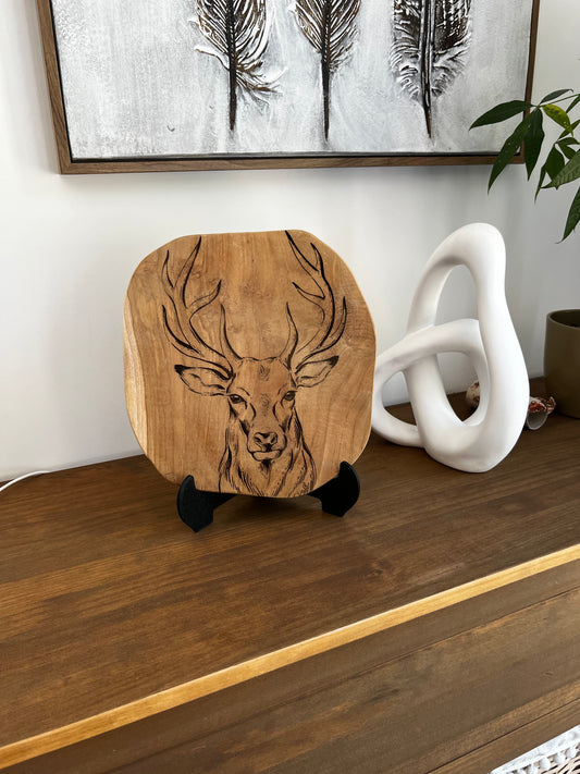 Planche décorative cerf